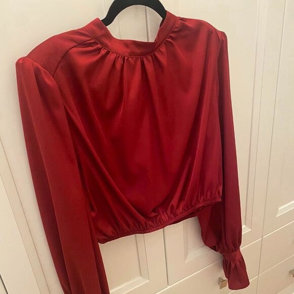 RED BLOUSE - Picture 1 of 4